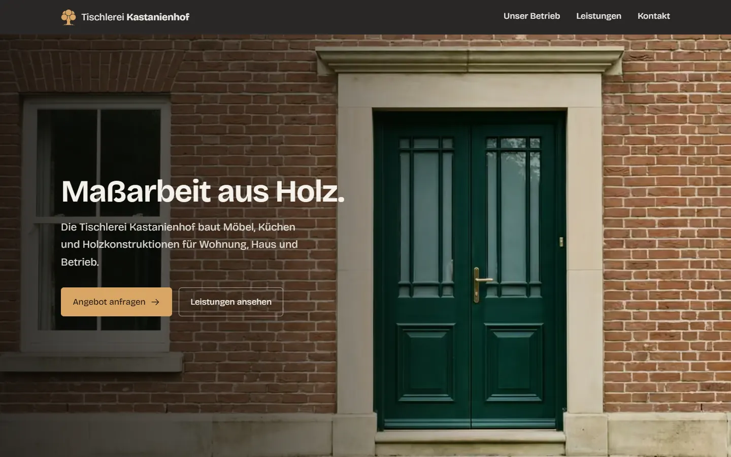 Startansicht der Demo-Seite einer erfundenen Tischlerei am Computer